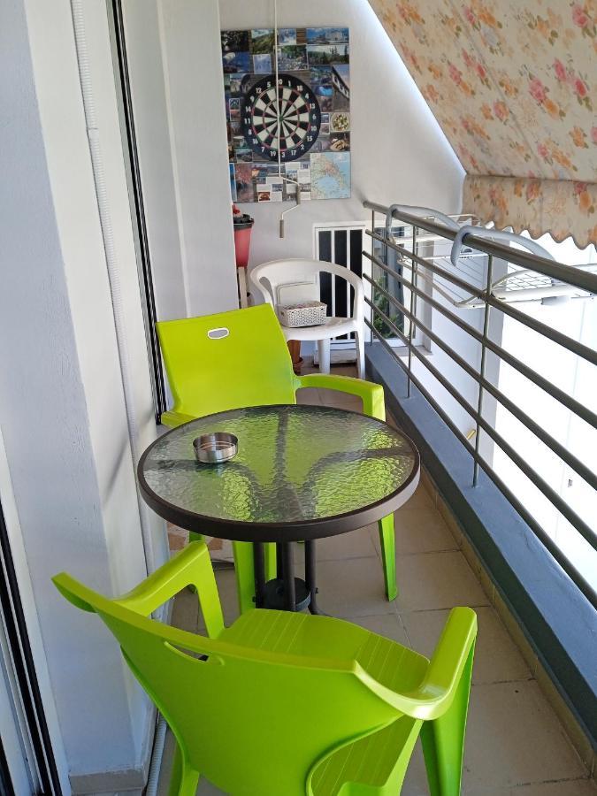 John's Home: Family Apartment with Shared Rooms Volos Exterior photo